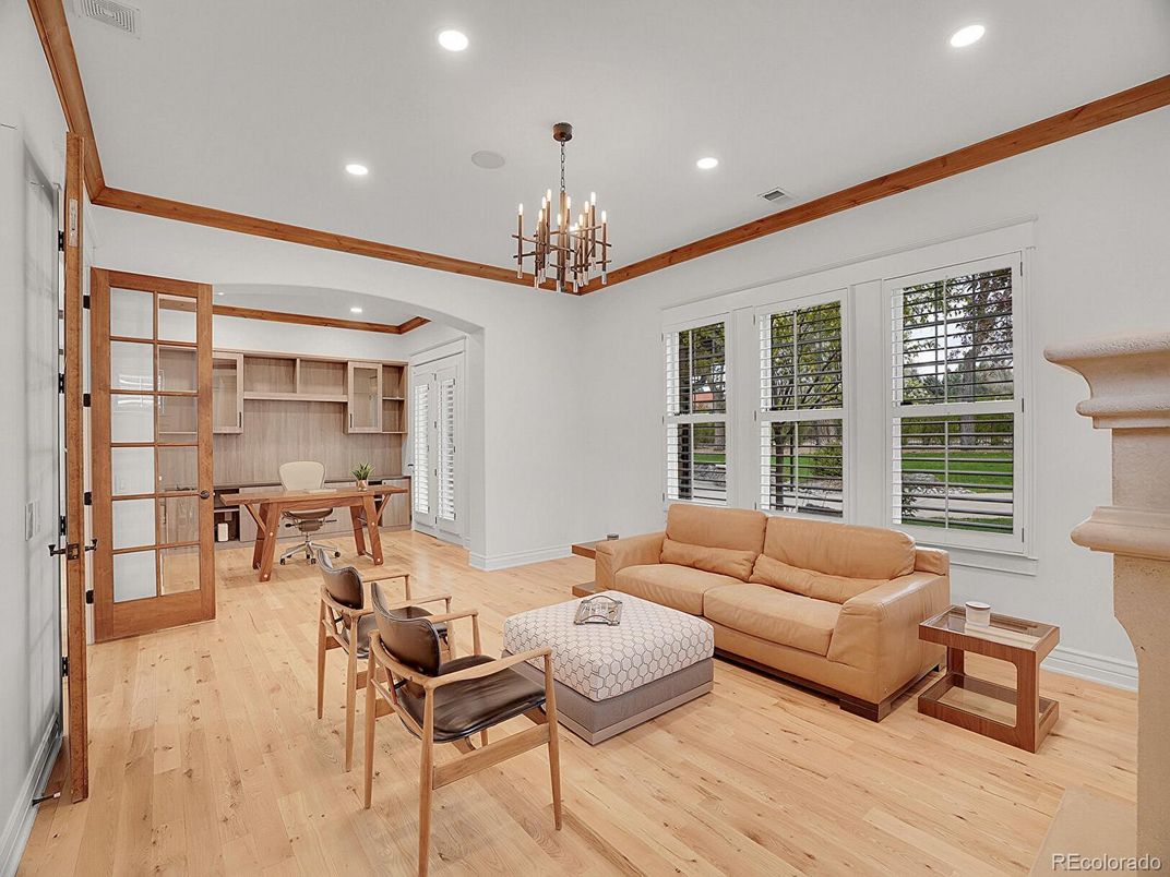 Home Office, Interior, Living room, Pendant Lights, Recessed Lighting, Wood Texture Flooring