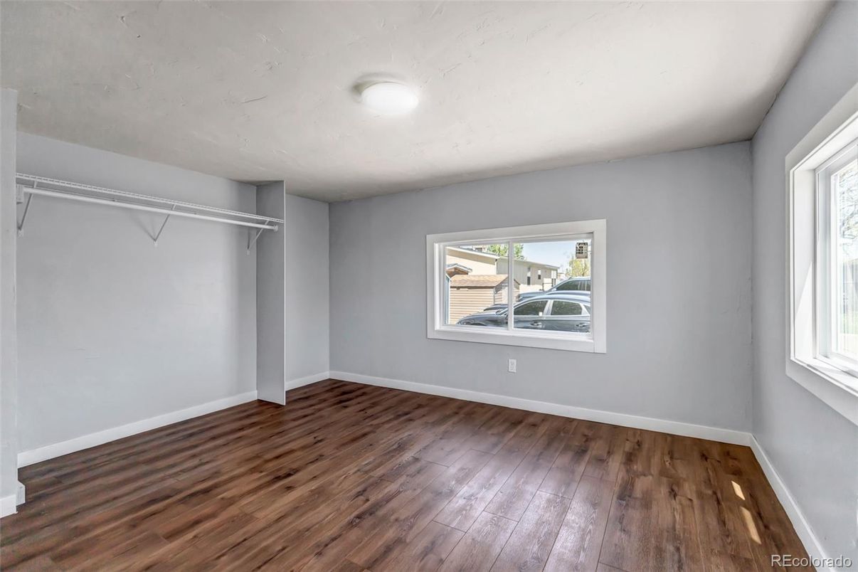 Empty room, Interior, Walk-in Closets, Wood Texture Flooring