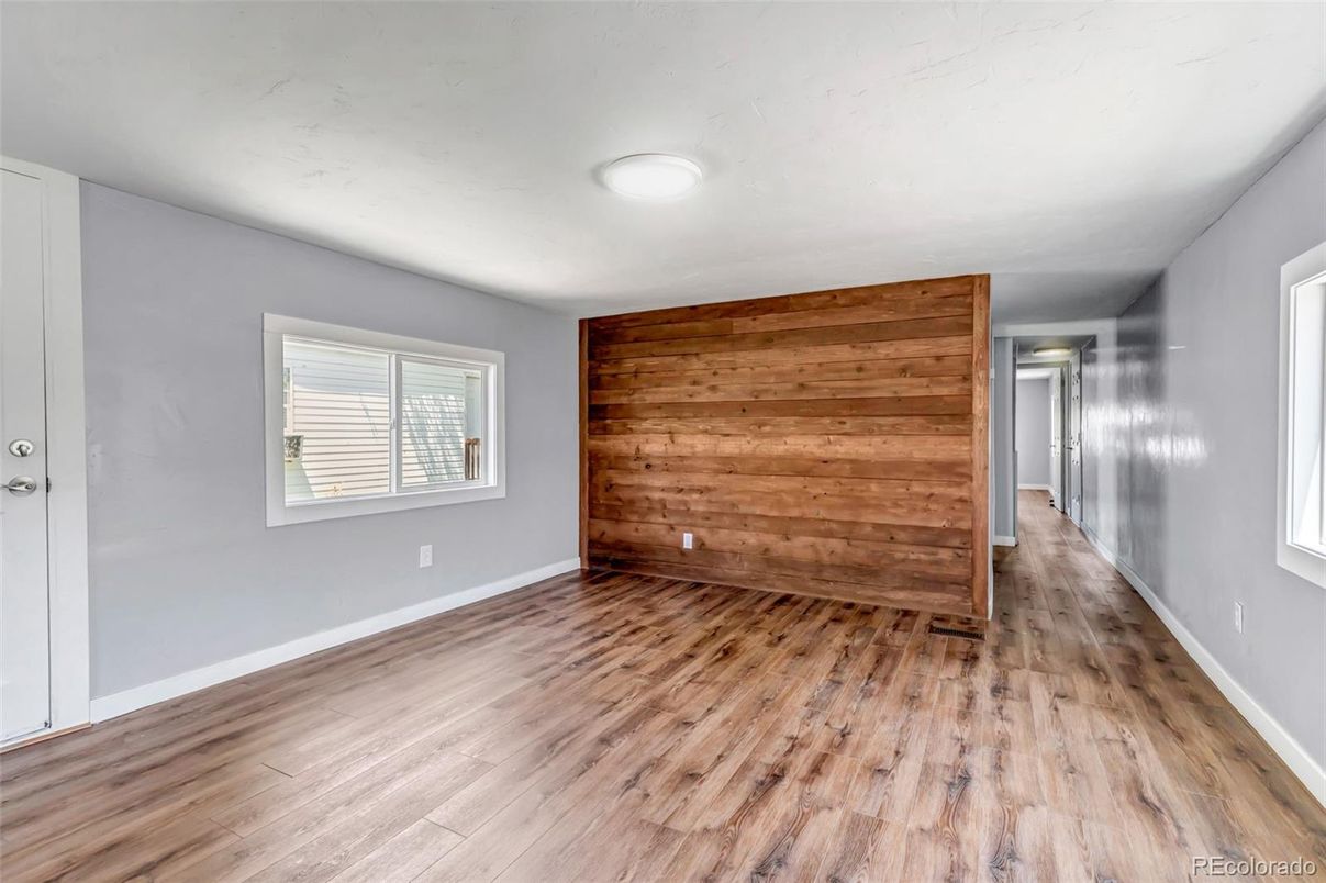 Empty room, Interior, Wood Texture Flooring, Wooden Walls