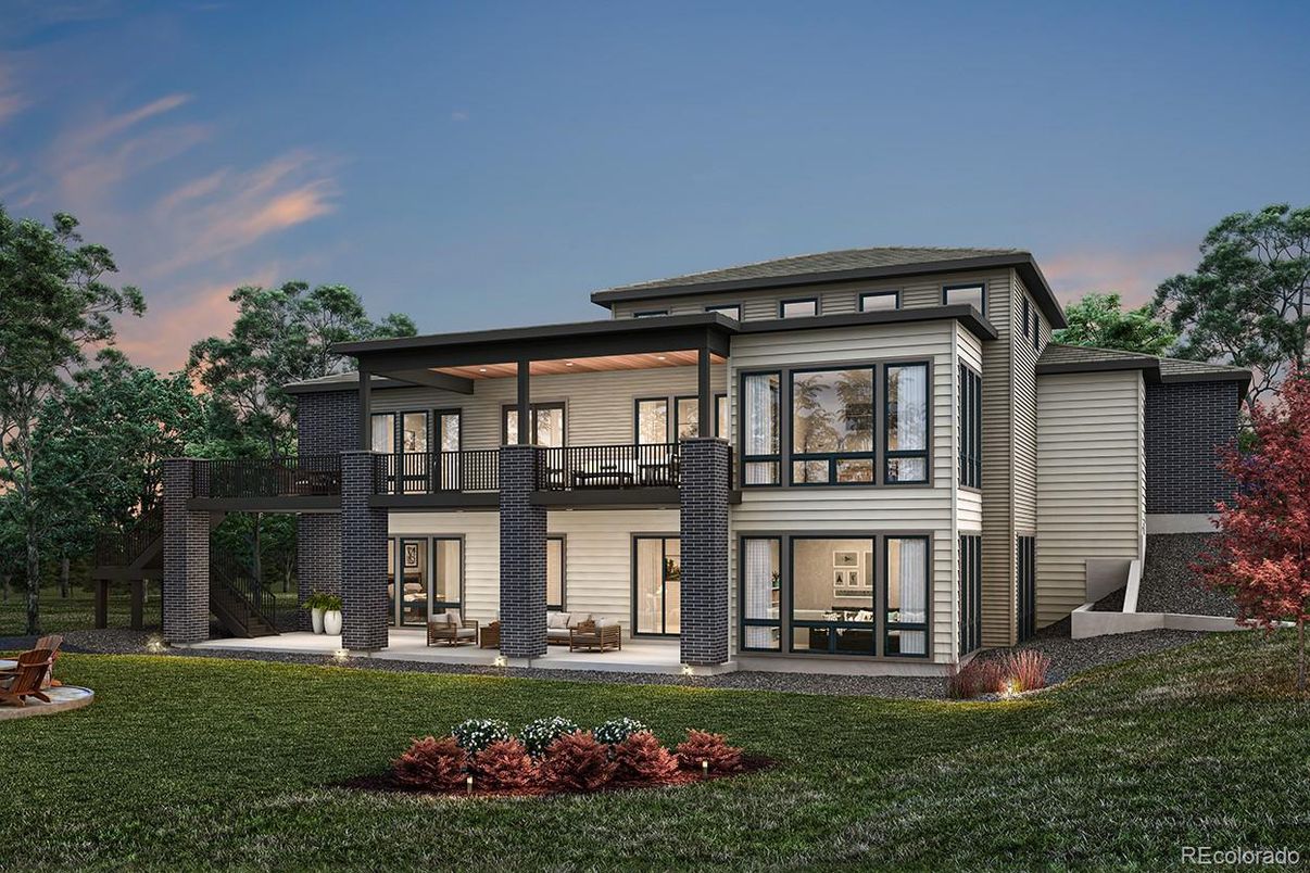 Backyard, Exterior, Facade, Modern