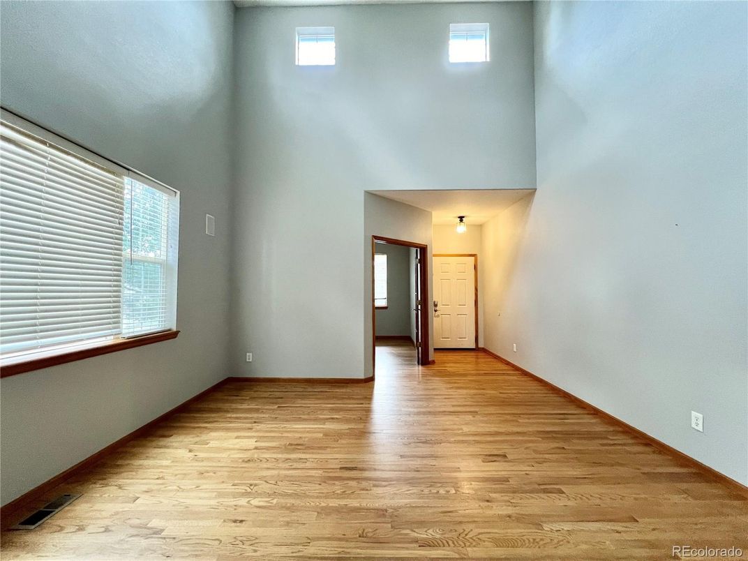 Empty room, Interior, Wood Texture Flooring