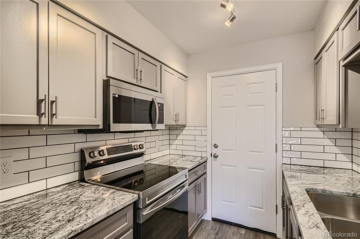 Interior, Kitchen, Stainless Steel Appliances, Wood Texture Flooring