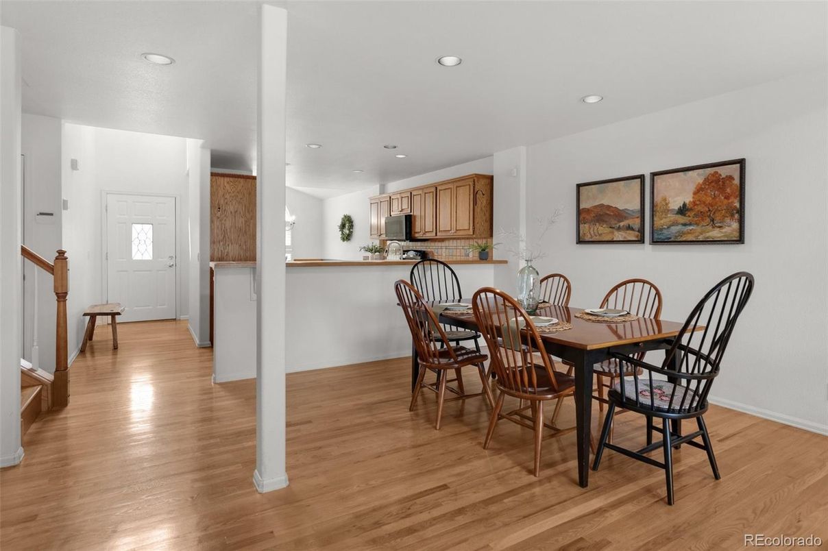Dining room, Interior, Kitchen, Recessed Lighting, Wood Texture Flooring