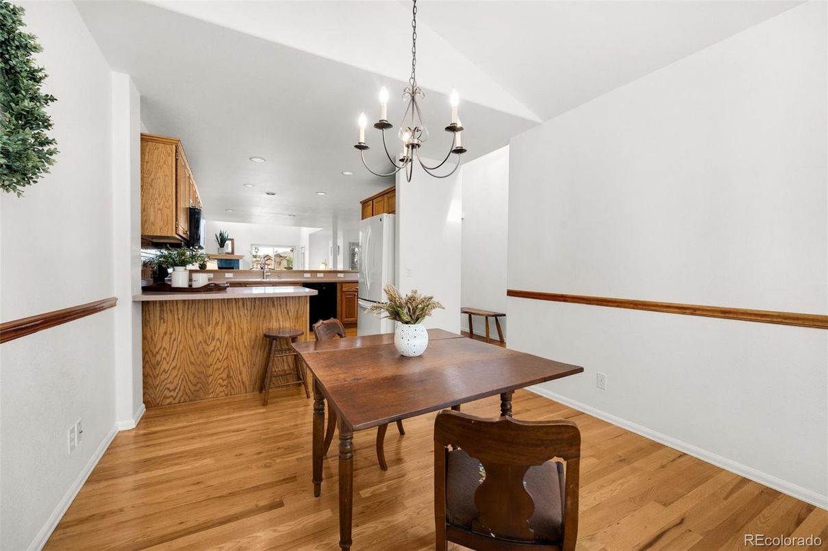 Chandelier, Dining room, Interior, Kitchen, Recessed Lighting, Wood Texture Flooring
