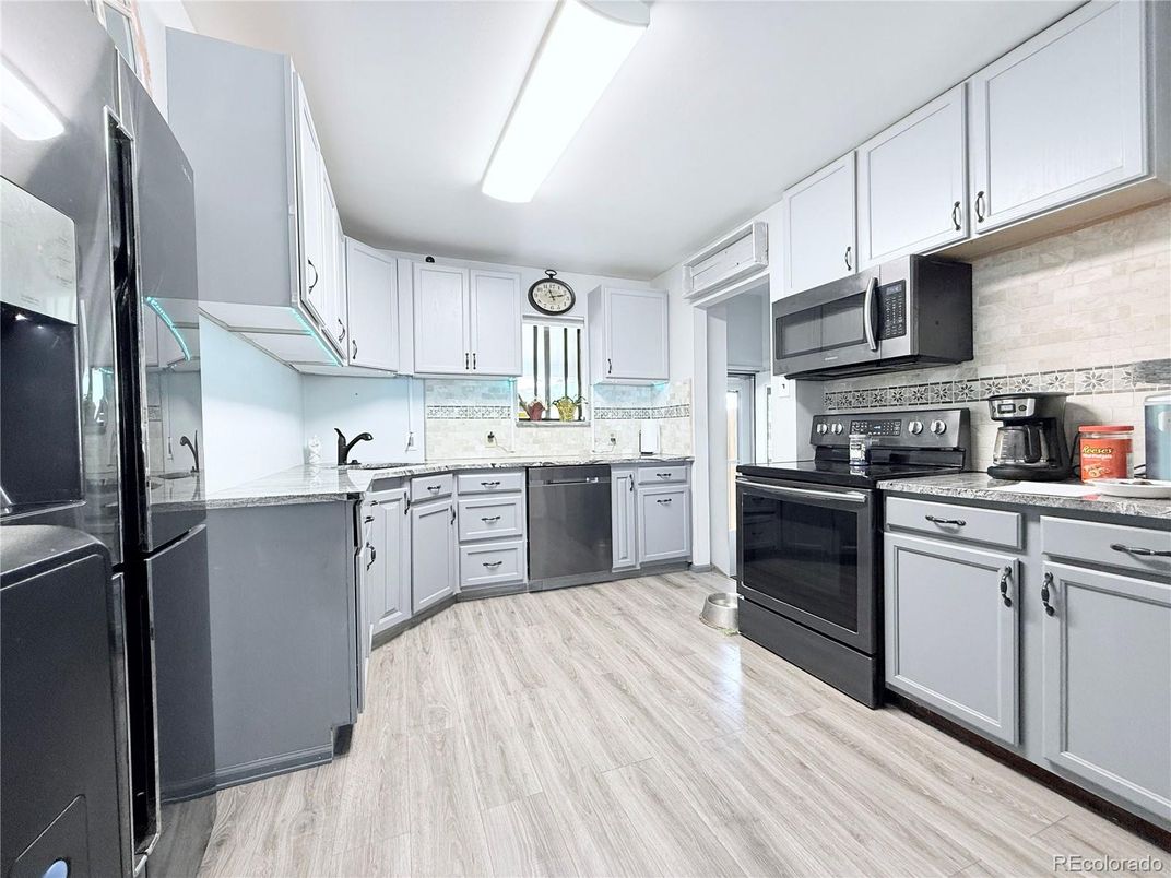 Interior, Kitchen, Wood Texture Flooring