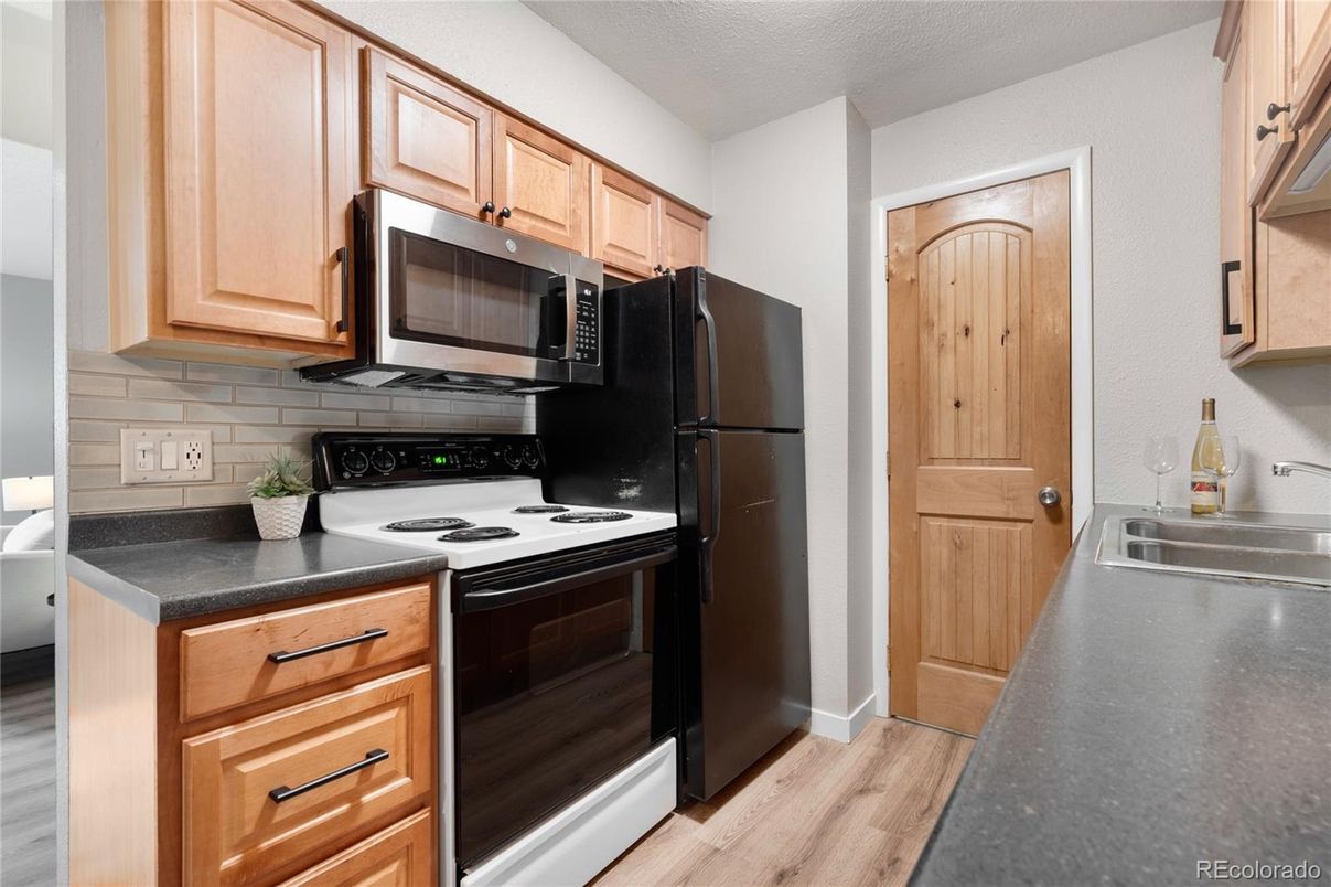 Interior, Kitchen, Wood Texture Flooring