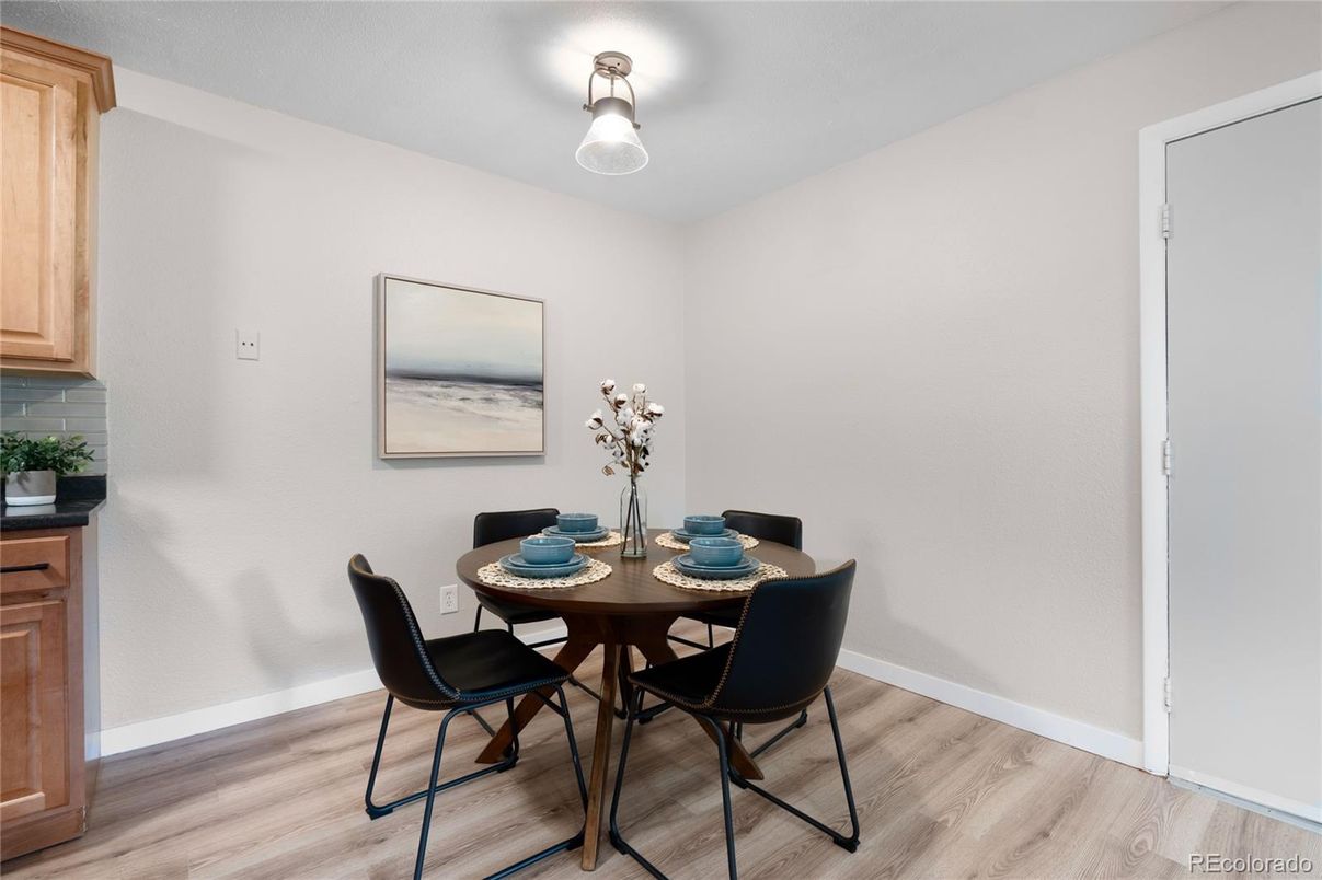 Dining room, Interior, Wood Texture Flooring