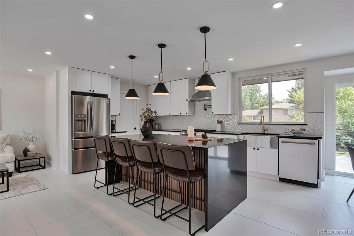 Interior, Kitchen, Pendant Lights, Recessed Lighting, Stainless Steel Appliances