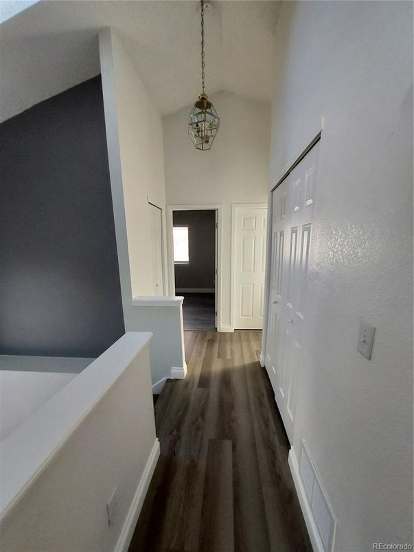 Interior, Pendant Lights, Wood Texture Flooring