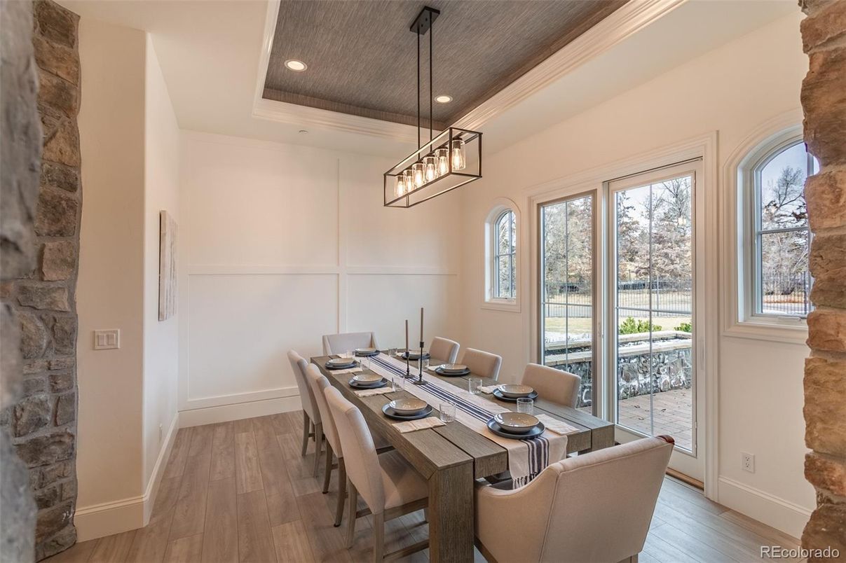 Dining room, Interior, Pendant Lights, Recessed Lighting, Stone Walls, Wood Texture Flooring