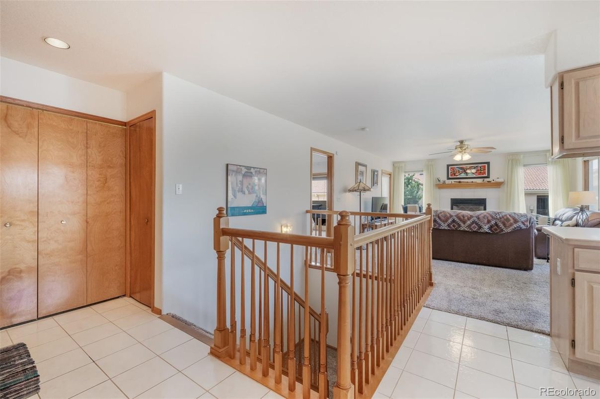 Fireplace, Interior, Living room, Recessed Lighting