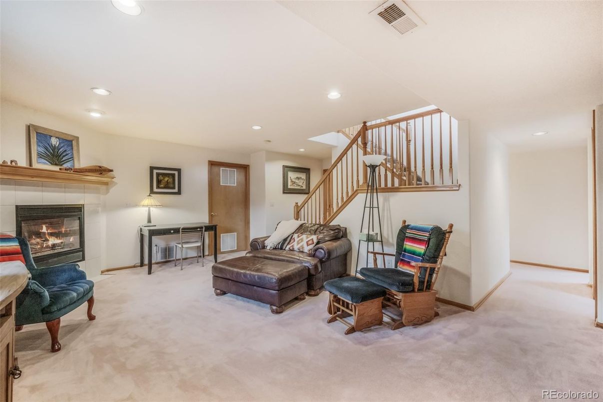 Fireplace, Interior, Living room, Recessed Lighting