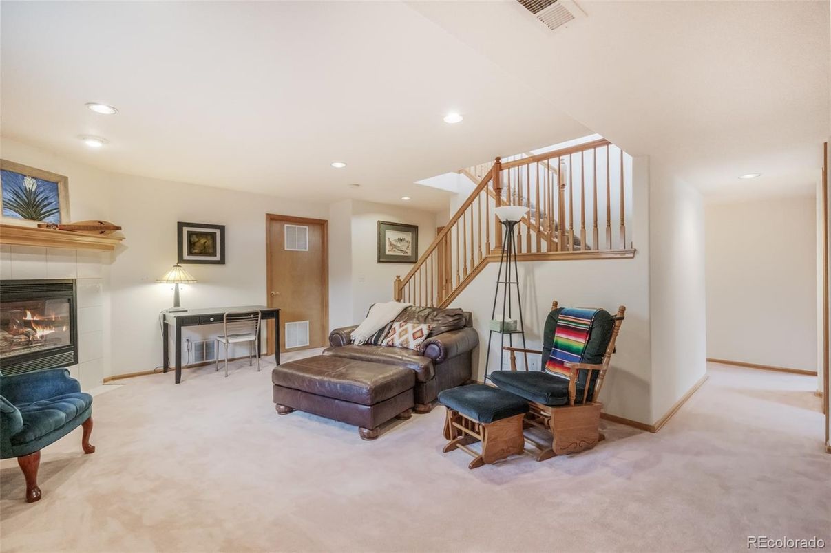 Fireplace, Interior, Living room, Recessed Lighting