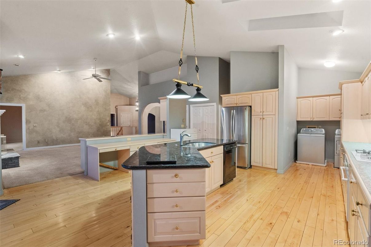 Interior, Kitchen, Pendant Lights, Recessed Lighting, Washer, Wood Texture Flooring