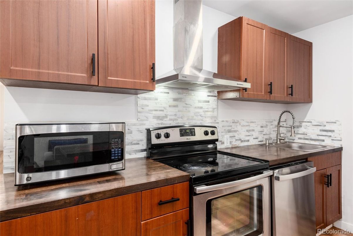 Interior, Kitchen, Stainless Steel Appliances