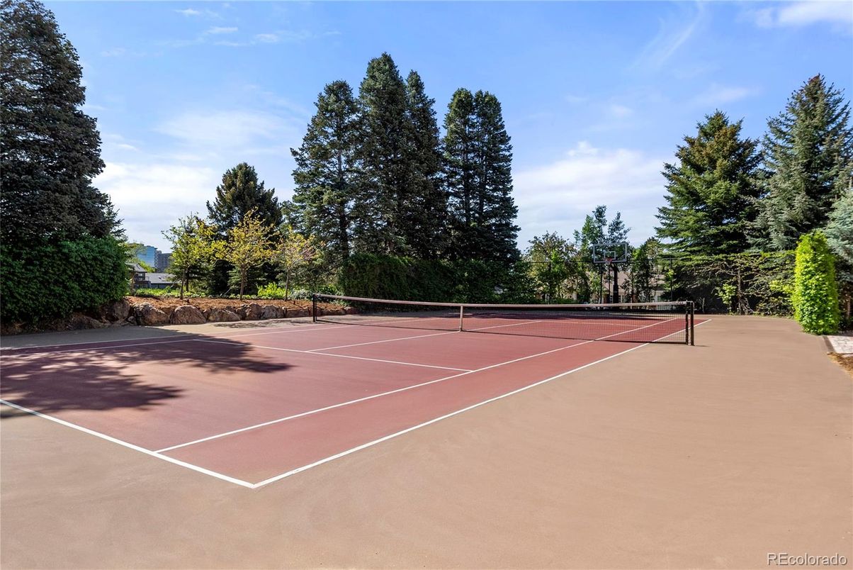 Exterior, Tennis Courts