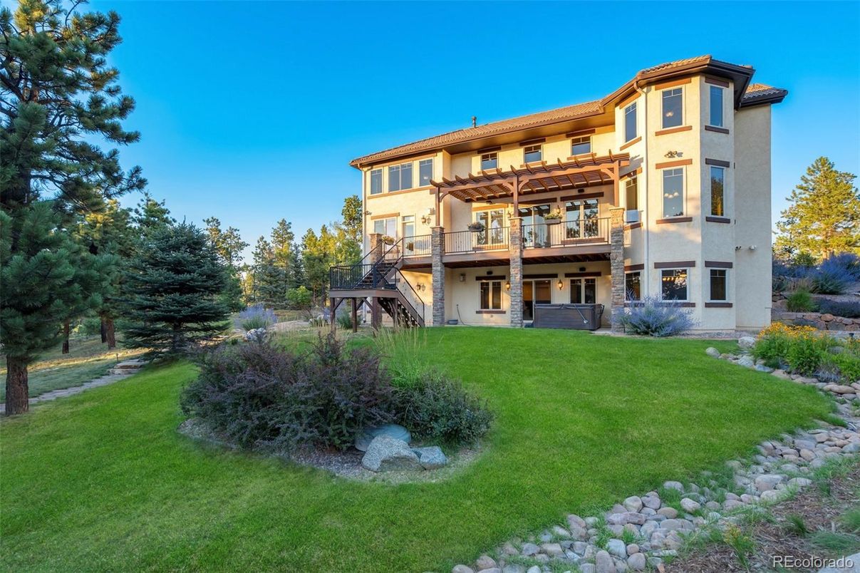 Backyard, Exterior, Facade, Mediterranean
