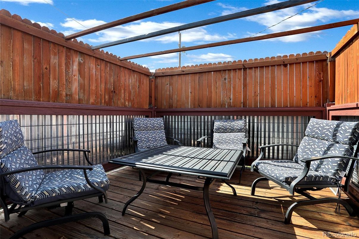 Exterior, Wood Texture Flooring