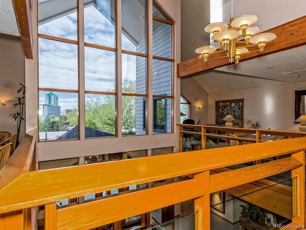 Chandelier, Interior