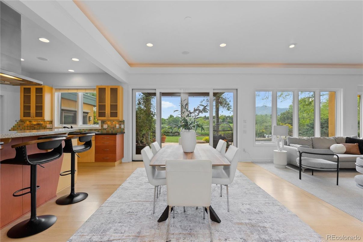 Dining room, Interior, Living room, Recessed Lighting, Wood Texture Flooring