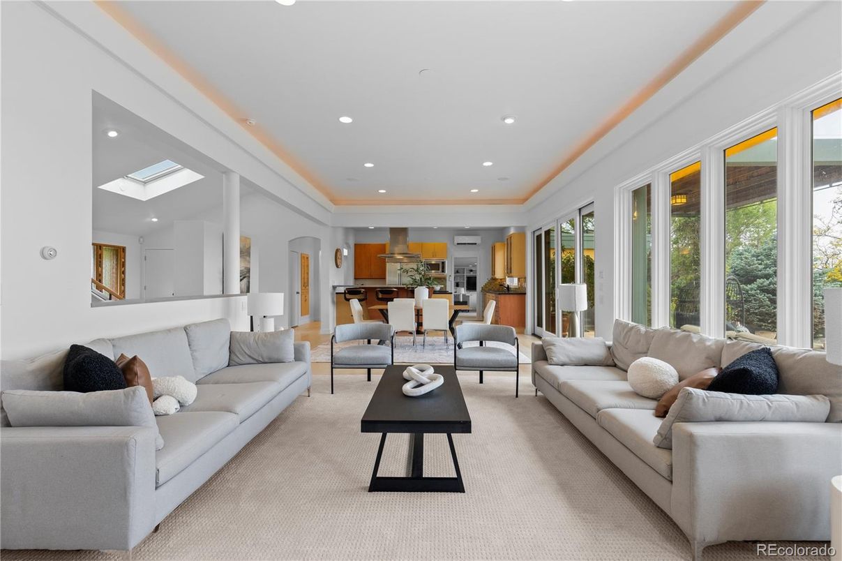 Dining room, Interior, Kitchen, Living room, Recessed Lighting