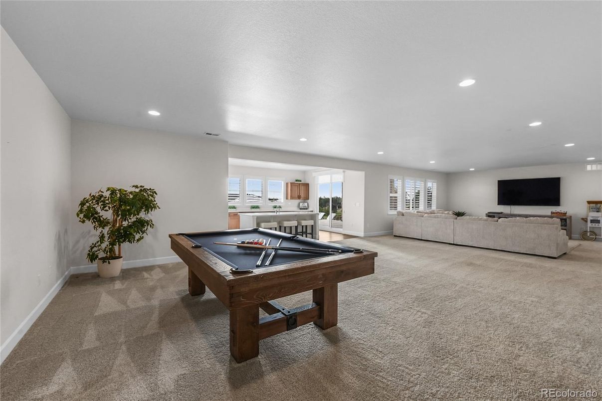Billiard Table, Game Room, Interior, Living room, Recessed Lighting