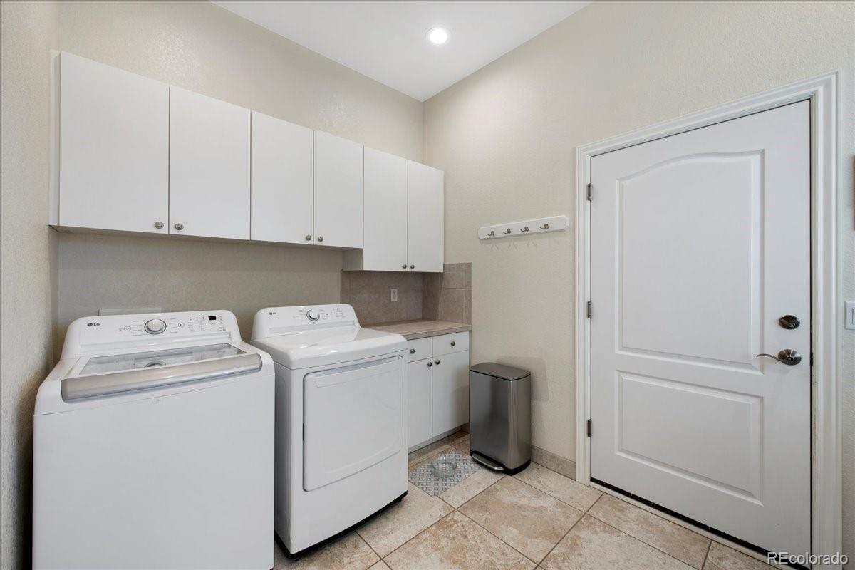 Interior, Recessed Lighting, Washer