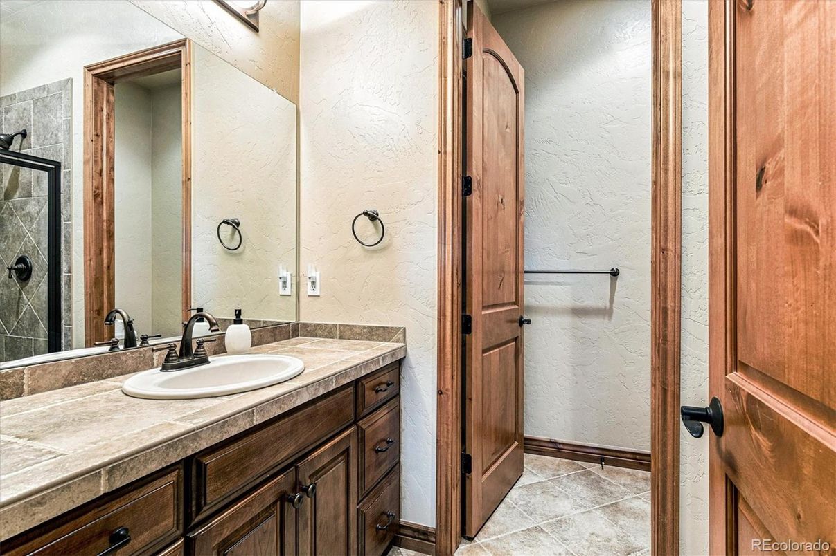 Bathroom, Interior, Tile Countertops