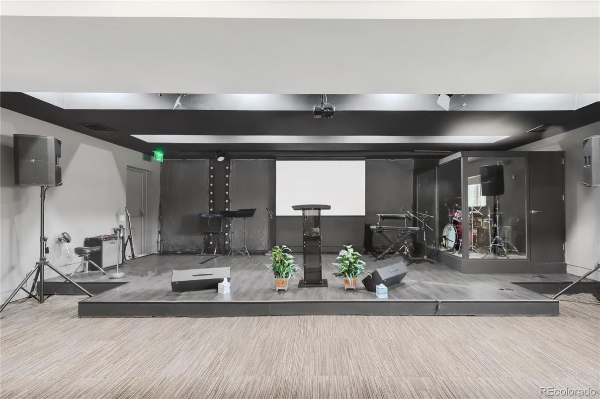 Fitness Equipment, Interior