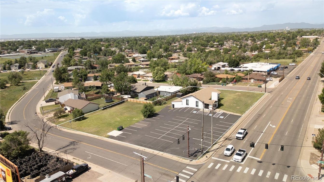 Exterior, Drone