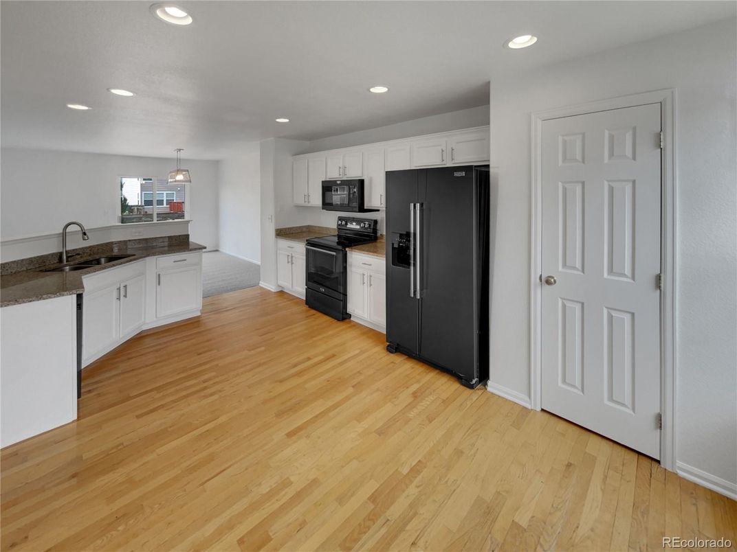Interior, Kitchen, Pendant Lights, Recessed Lighting, Wood Texture Flooring