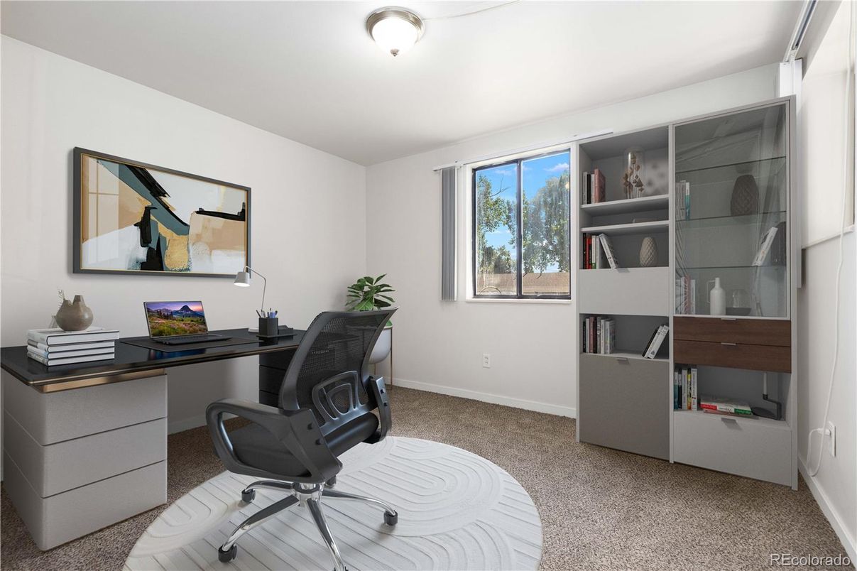Home Office, Interior