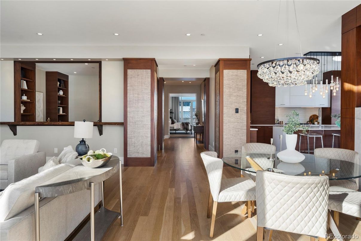 Dining room, Interior, Kitchen, Pendant Lights, Recessed Lighting, Wood Texture Flooring