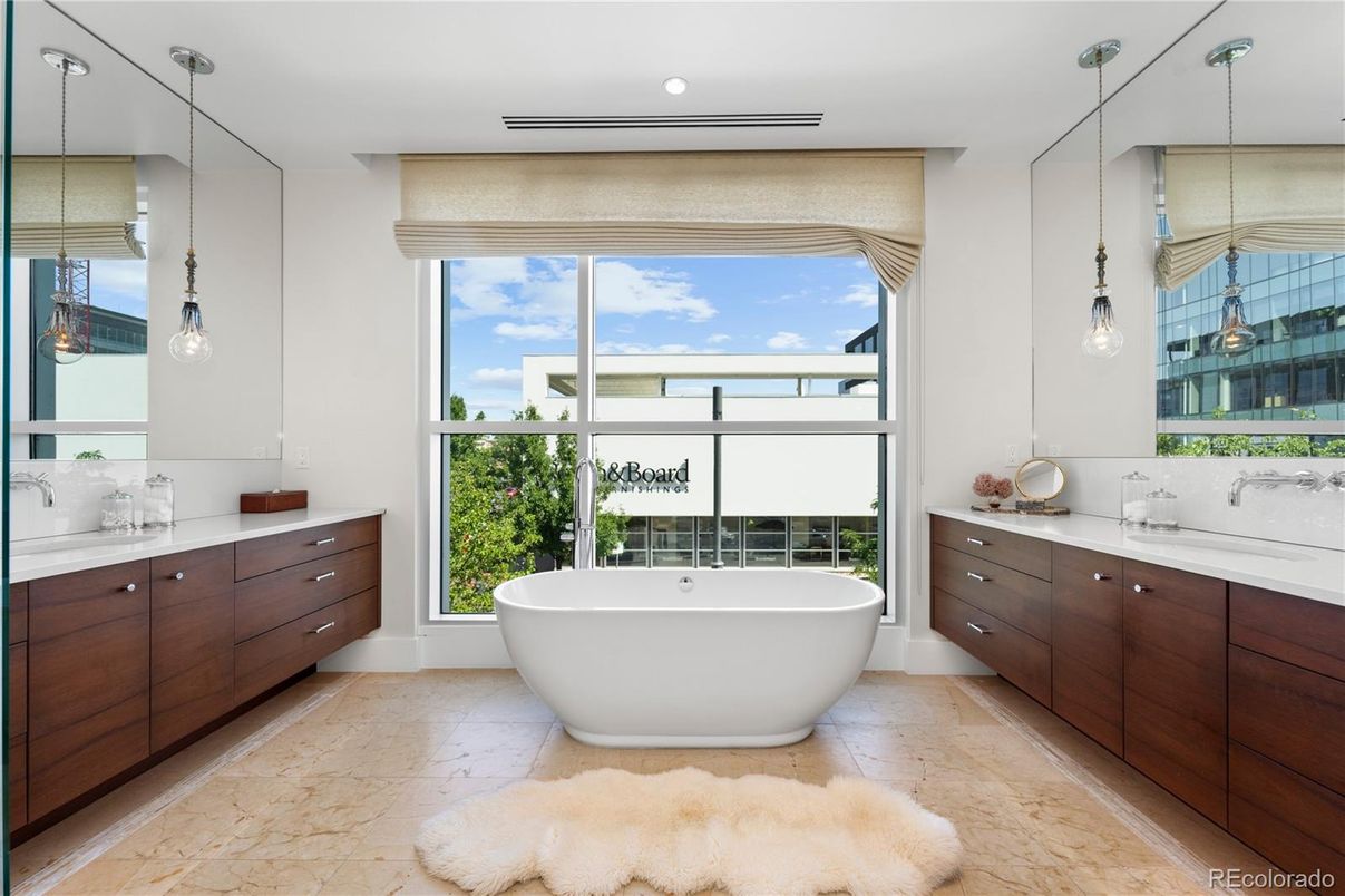 Bathroom, Dual Sink Vanities, Free Standing Baths, Interior, Pendant Lights, Recessed Lighting