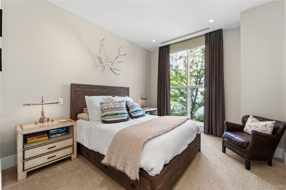 Bedroom, Interior, Recessed Lighting