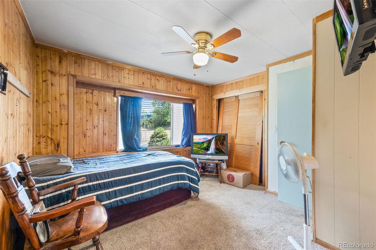 Bedroom, Interior, Wooden Walls