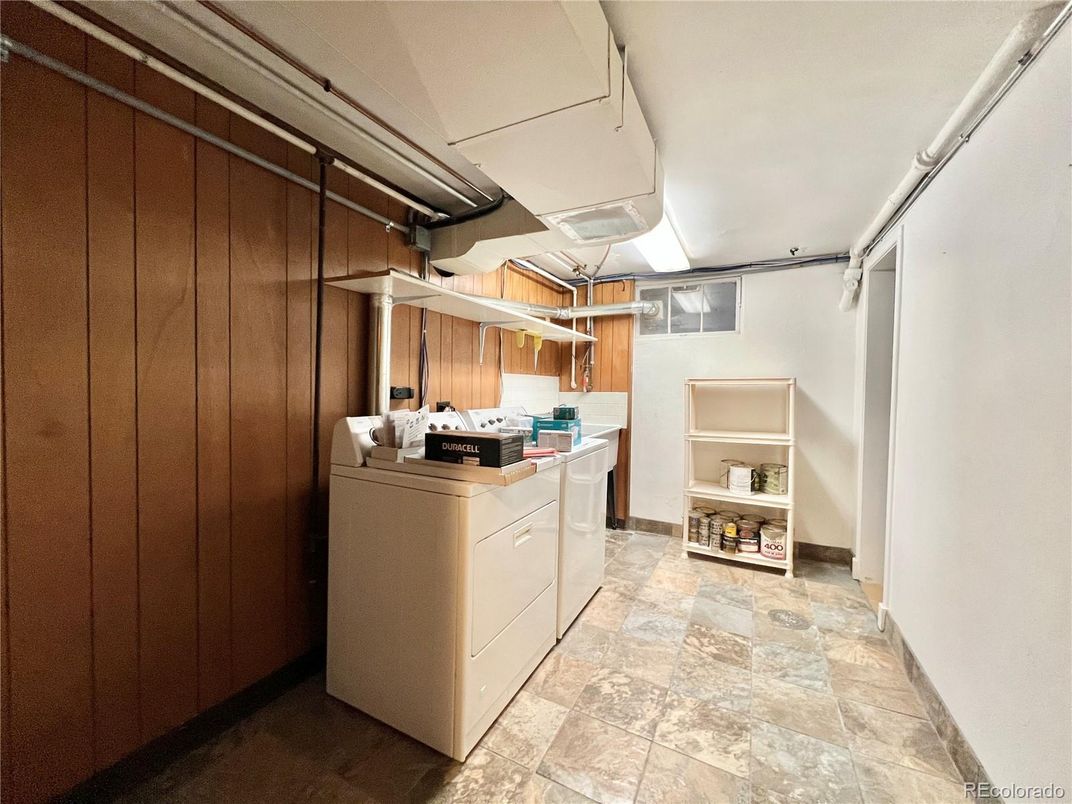 Interior, Kitchen, Washer, Wooden Walls