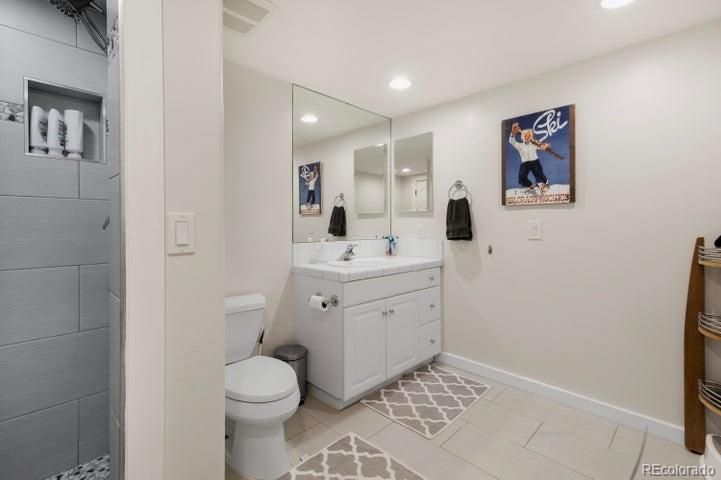 Bathroom, Interior, Recessed Lighting, Tile Countertops