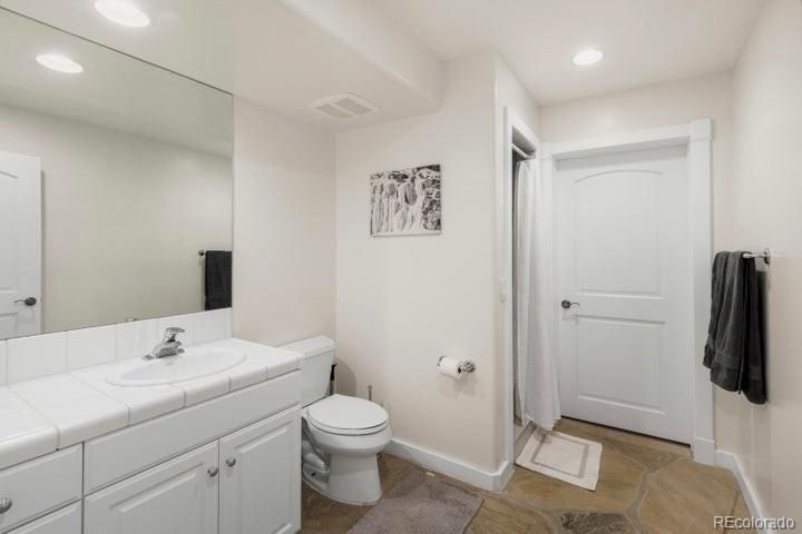 Bathroom, Interior, Recessed Lighting, Tile Countertops