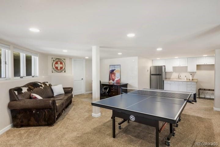 Game Room, Interior, Kitchen, Recessed Lighting
