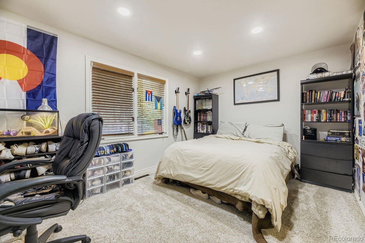 Bedroom, Home Office, Interior, Recessed Lighting