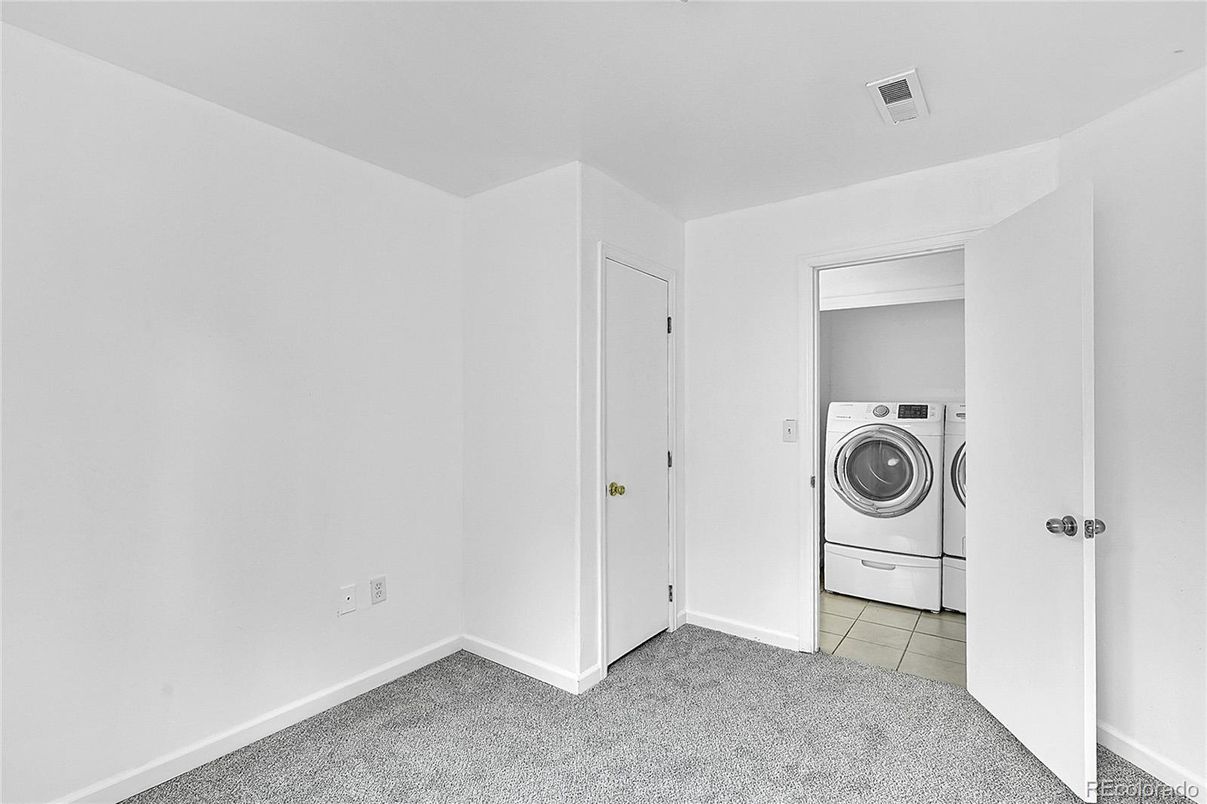 Interior, Utility Closets, Washer