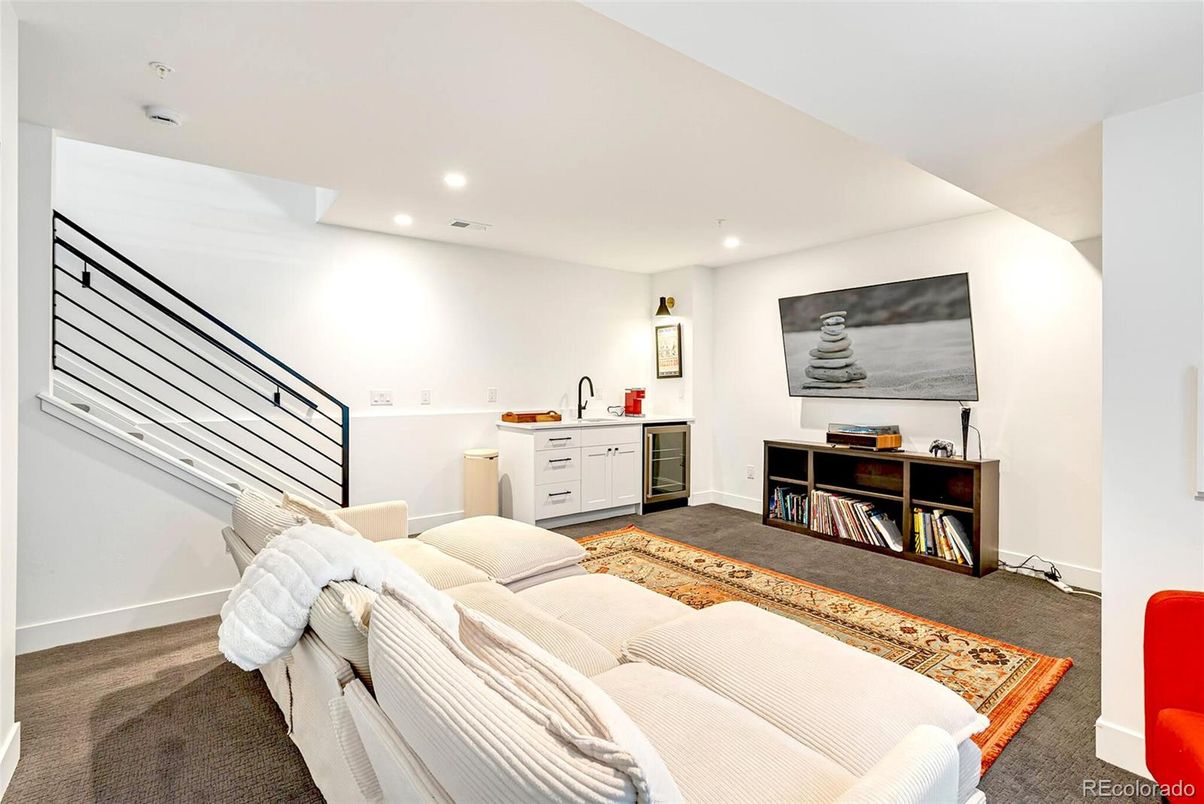 Interior, Recessed Lighting