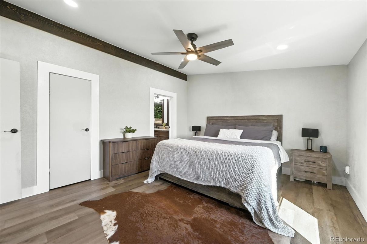 Bedroom, Interior, Recessed Lighting, Wood Texture Flooring