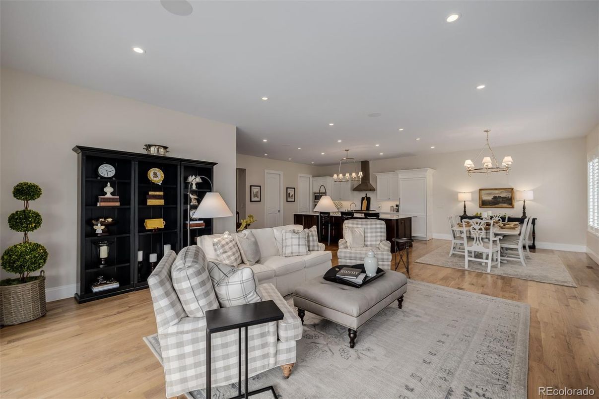 Chandelier, Dining room, Interior, Kitchen, Living room, Recessed Lighting, Wood Texture Flooring
