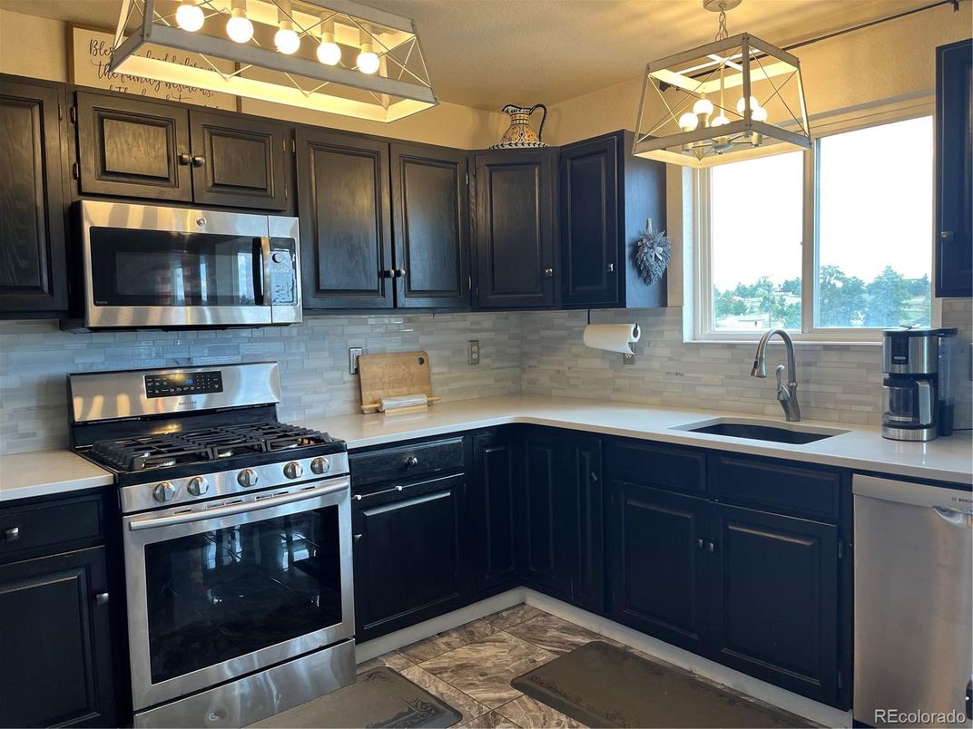 Interior, Kitchen, Stainless Steel Appliances