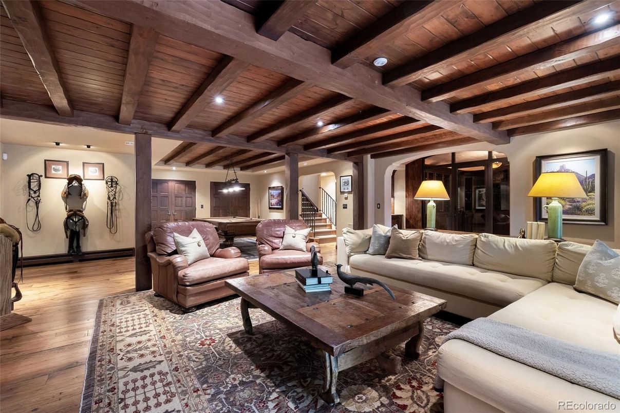 Interior, Living room, Pendant Lights, Recessed Lighting, Wooden Beams, Wooden Ceilings, Wood Texture Flooring
