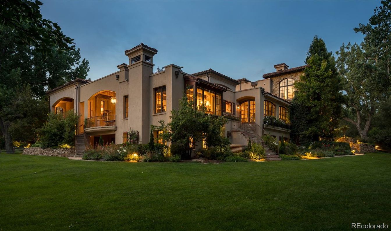 Backyard, Exterior, Facade, Mediterranean