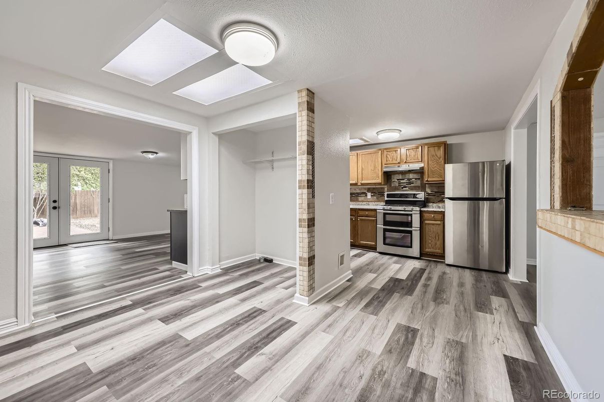 Interior, Kitchen, Stainless Steel Appliances, Wood Texture Flooring
