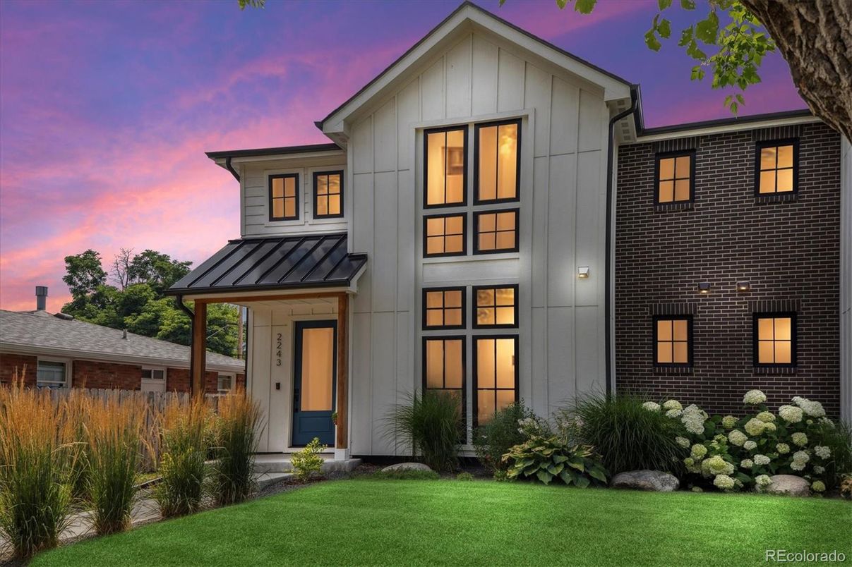 Exterior, Facade, Brick Facade, Farmhouse